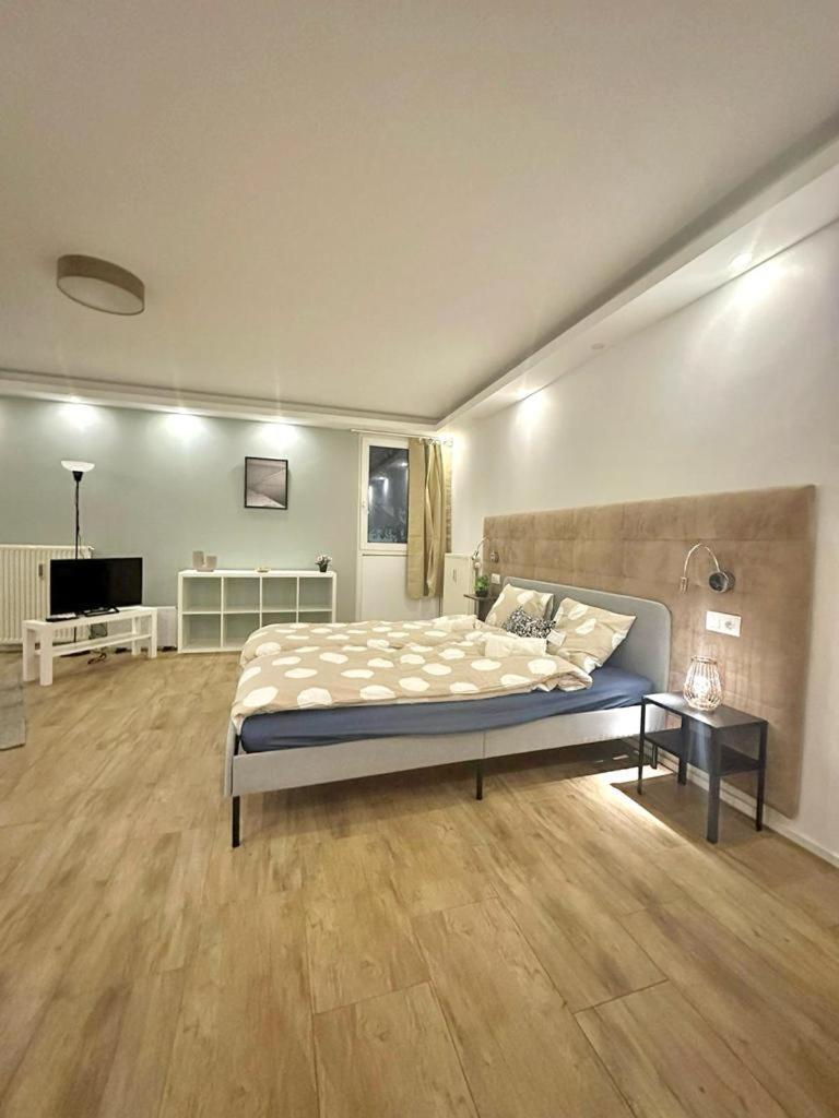 Ar Living Vienna Klosterneuburger Studios Bagian luar foto